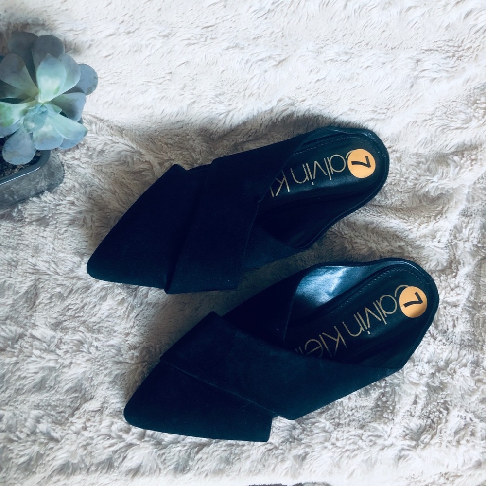 Calvin Klein~Gerda Black Pointy Suede Mules ✨ New